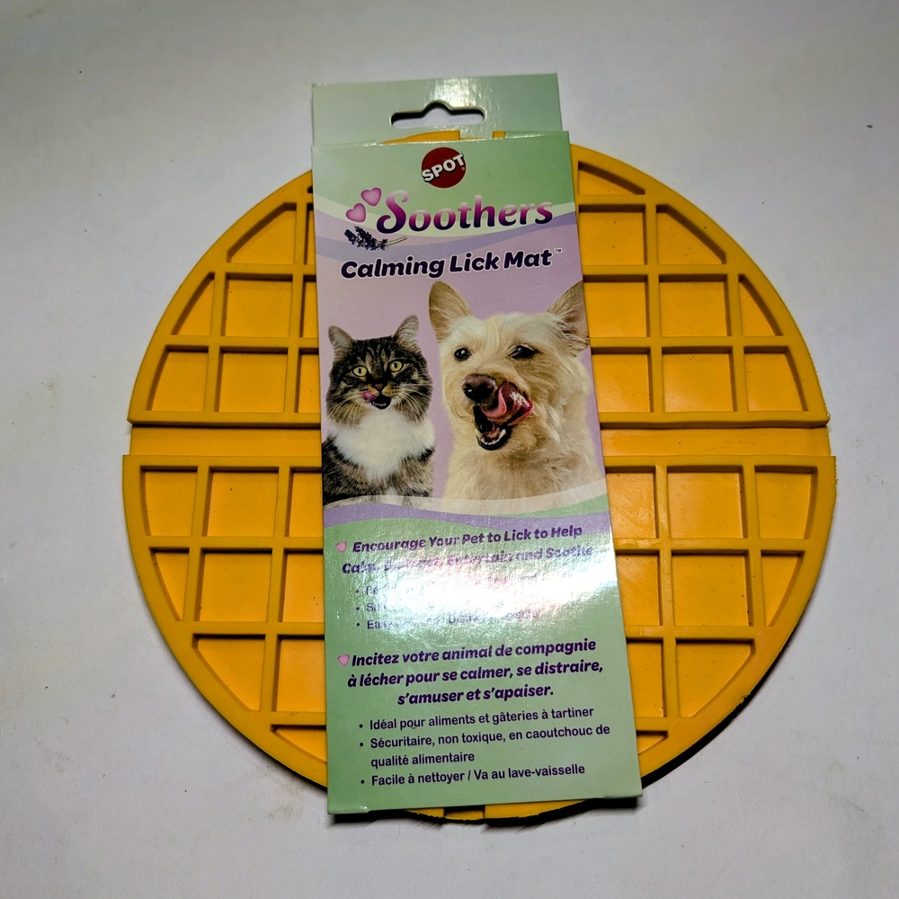 🎉Free With Purchase - Soothers Calming Lick Mat - Yellow